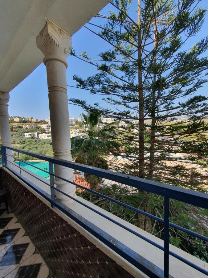 Full Panorama To Archaeological Site Apartment